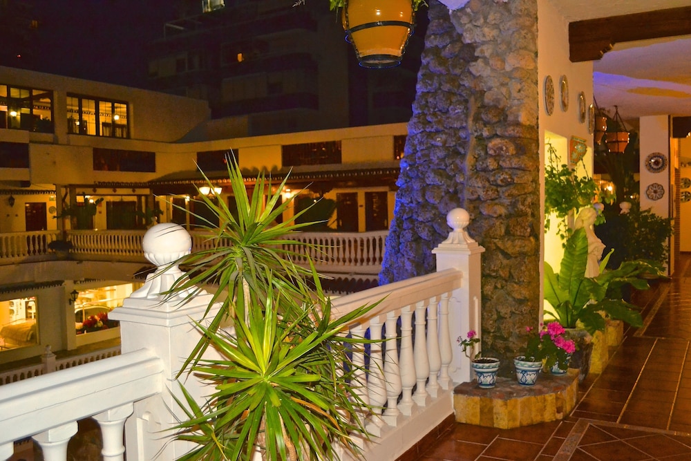 Ona Las Rampas — Hotel building in Fuengirola, Andalusia