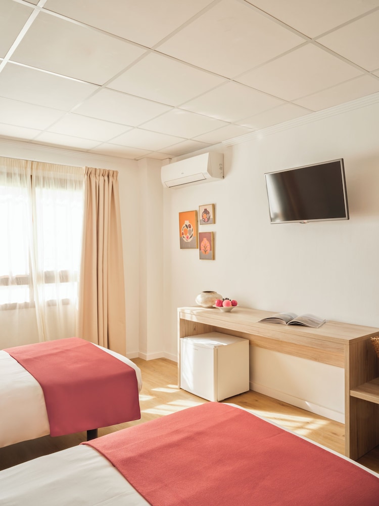 Ona Las Rampas — Hotel rooms in Fuengirola, Andalusia