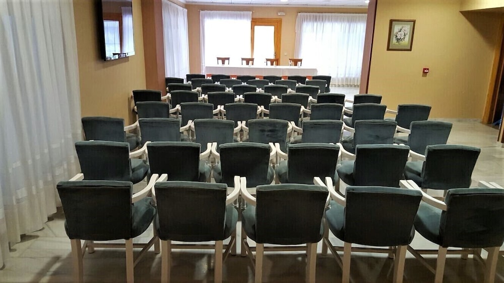 Ona Las Rampas — Hotel building in Fuengirola, Andalusia