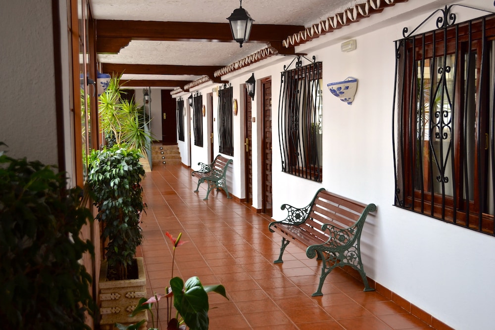 Ona Las Rampas — Hotel building in Fuengirola, Andalusia
