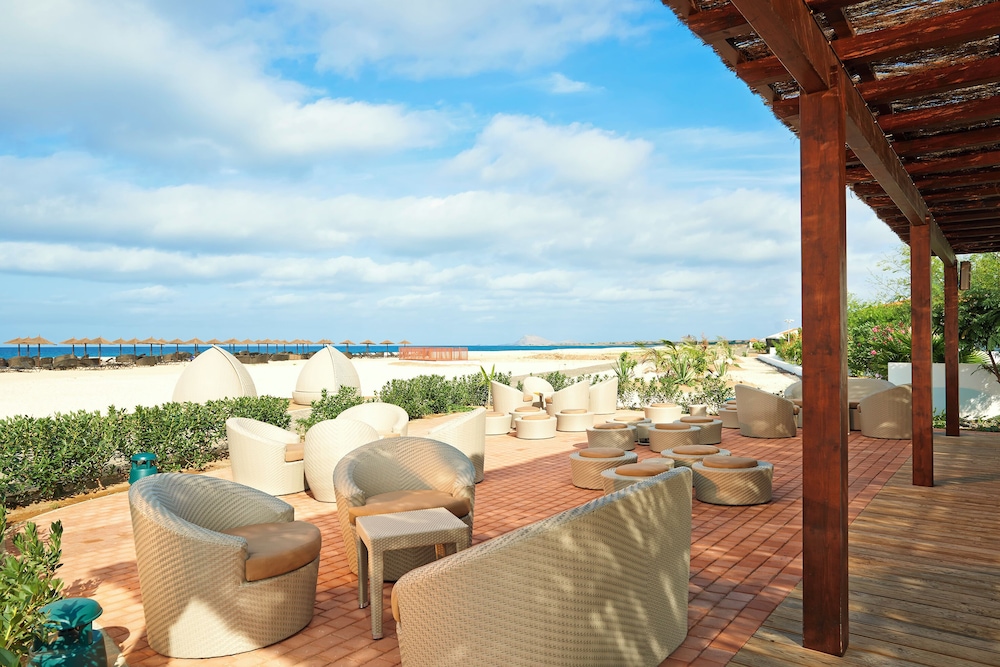 Melia Dunas Beach Resort & Spa - All Inclusive — Restaurant & bars in Santa Maria
