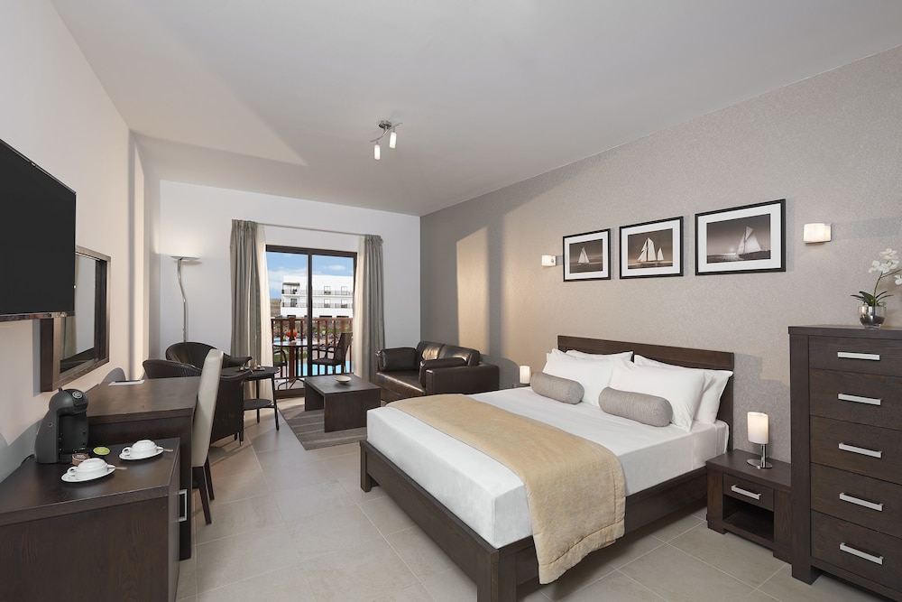 Melia Dunas Beach Resort & Spa - All Inclusive — Hotel rooms in Santa Maria