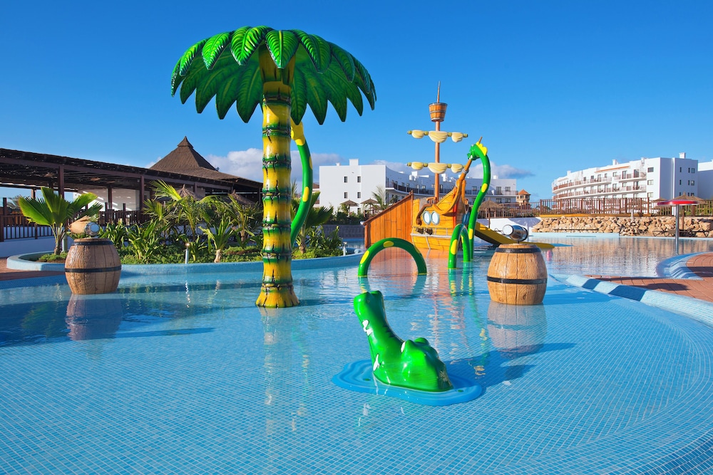 Melia Dunas Beach Resort & Spa - All Inclusive — Attractions for children in Santa Maria