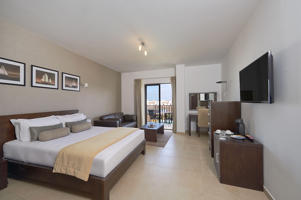 Melia Dunas Beach Resort & Spa - All Inclusive — Hotel rooms in Santa Maria