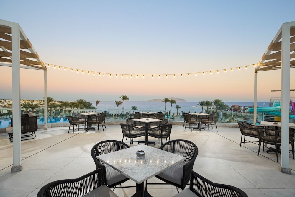 V Hotel Sharm El Sheikh — Restaurant & bars in Sharm El Sheikh, Red Sea