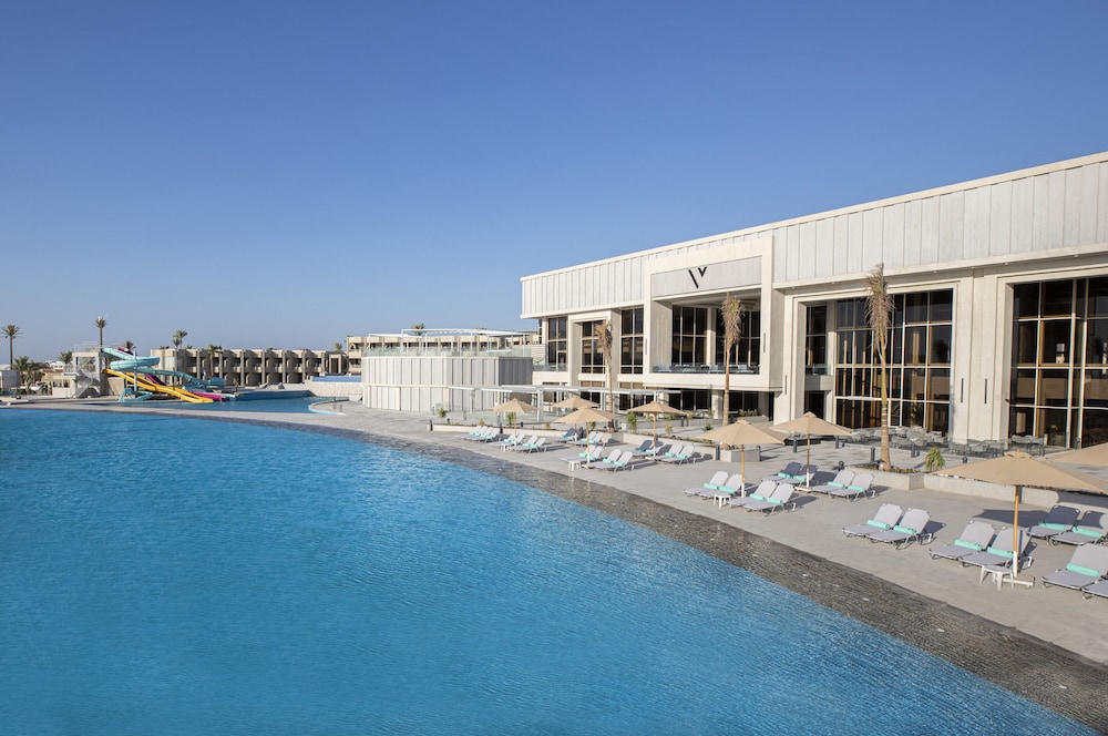V Hotel Sharm El Sheikh — Swimming pool in Sharm El Sheikh, Red Sea