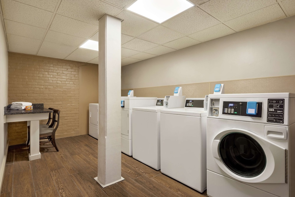Hampton Inn & Suites New Orleans Convention Center — Sports & recreation in New Orleans, Louisiana