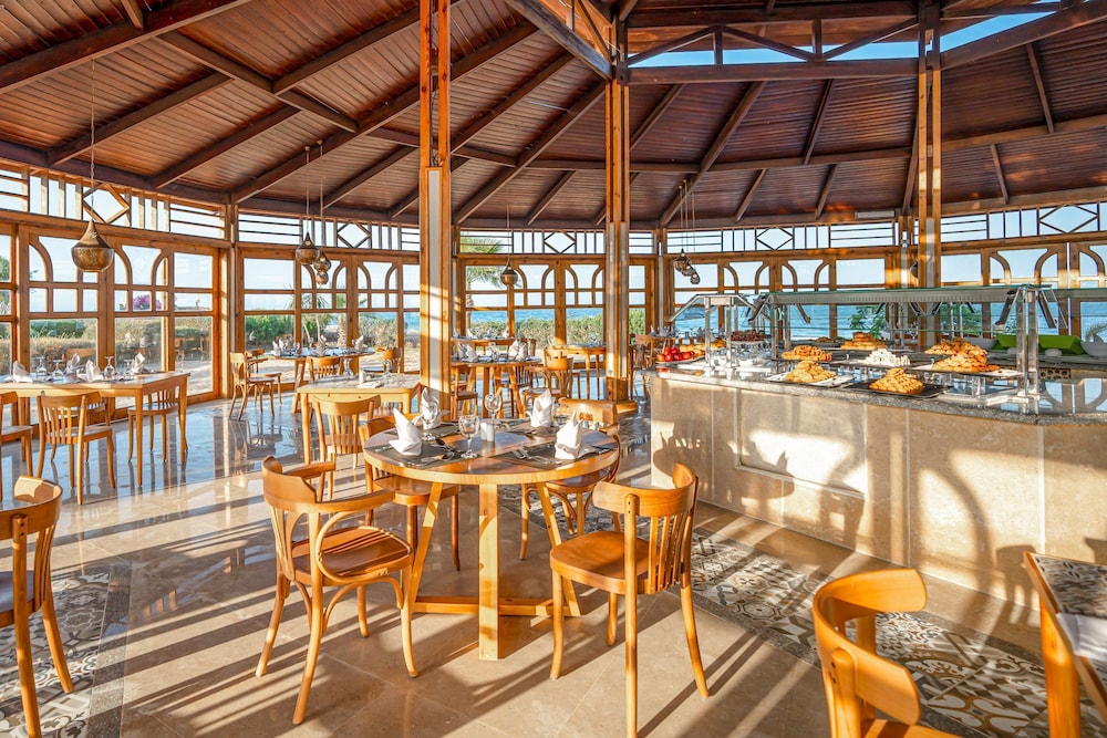 Three Corners Equinox Beach Resort — Restaurant & bars in Marsa Alam, Red Sea