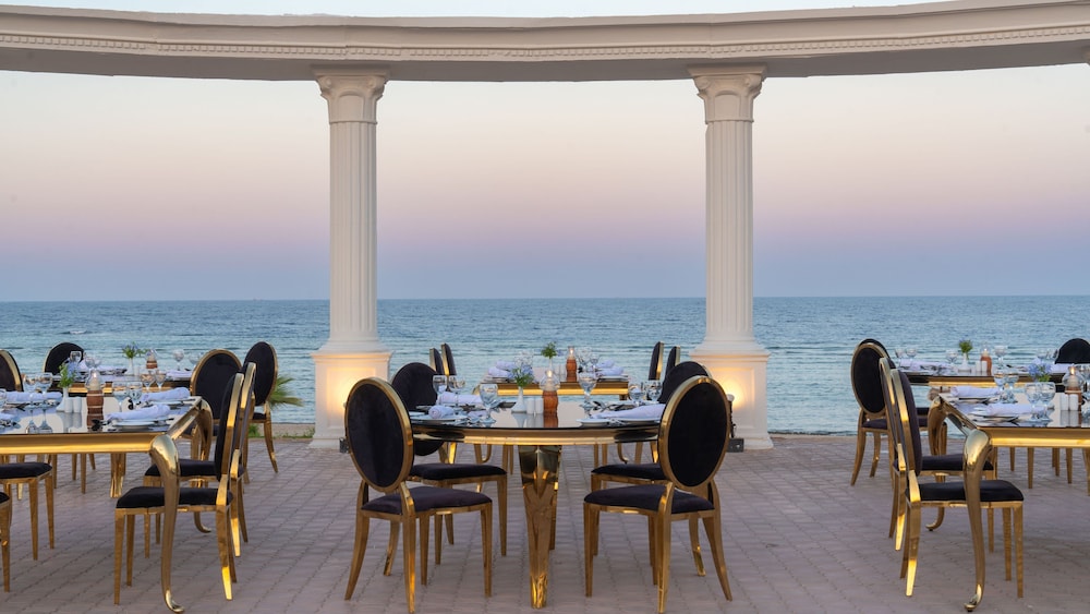 Three Corners Equinox Beach Resort — Restaurant & bars in Marsa Alam, Red Sea