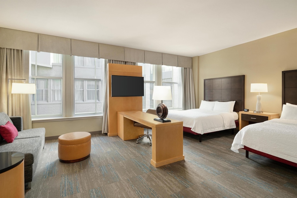 Hampton Inn & Suites New Orleans Downtown (French Qtr Area) — Hotel rooms in New Orleans, Louisiana