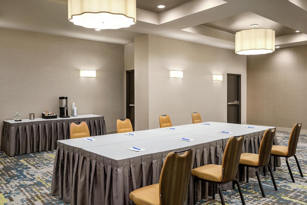 Hampton Inn & Suites New Orleans Downtown (French Qtr Area) — Hotel building in New Orleans, Louisiana