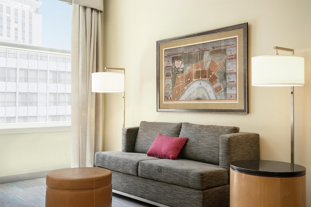 Hampton Inn & Suites New Orleans Downtown (French Qtr Area) — Hotel rooms in New Orleans, Louisiana