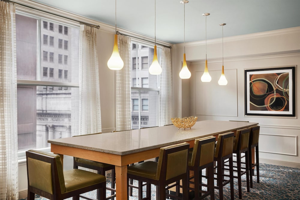 Hampton Inn & Suites New Orleans Downtown (French Qtr Area) — Restaurant & bars in New Orleans, Louisiana