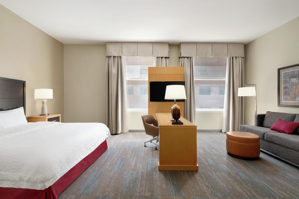 Hampton Inn & Suites New Orleans Downtown (French Qtr Area) — Hotel rooms in New Orleans, Louisiana