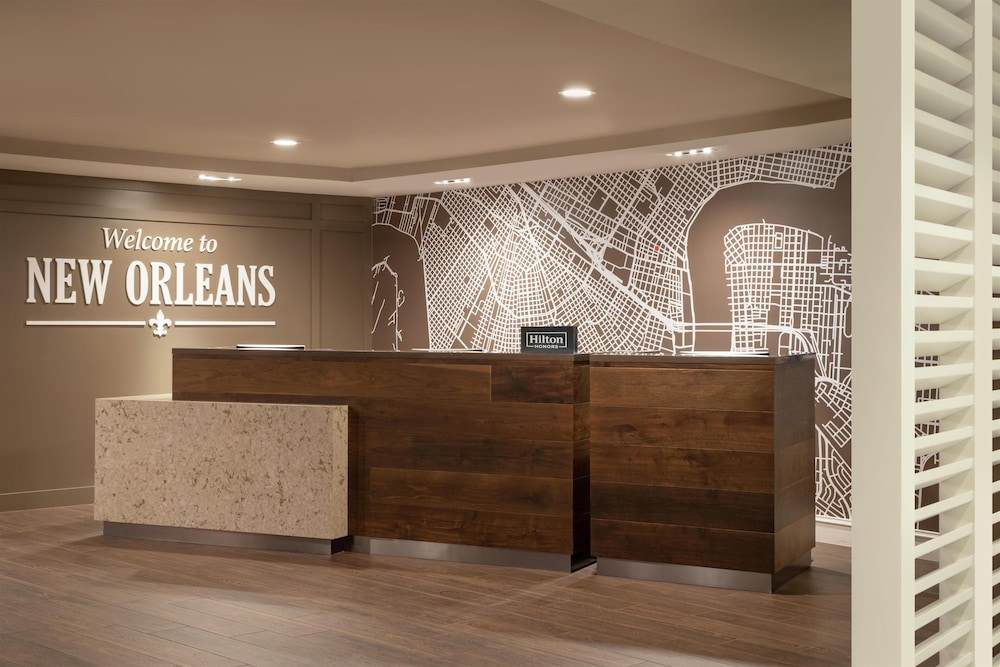Hampton Inn & Suites New Orleans Downtown (French Qtr Area) — Hotel building in New Orleans, Louisiana