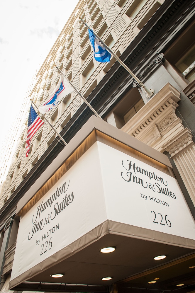 Hampton Inn & Suites New Orleans Downtown (French Qtr Area) — Hotel building in New Orleans, Louisiana