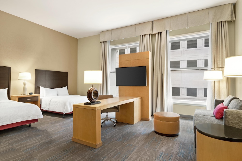 Hampton Inn & Suites New Orleans Downtown (French Qtr Area) — Hotel rooms in New Orleans, Louisiana