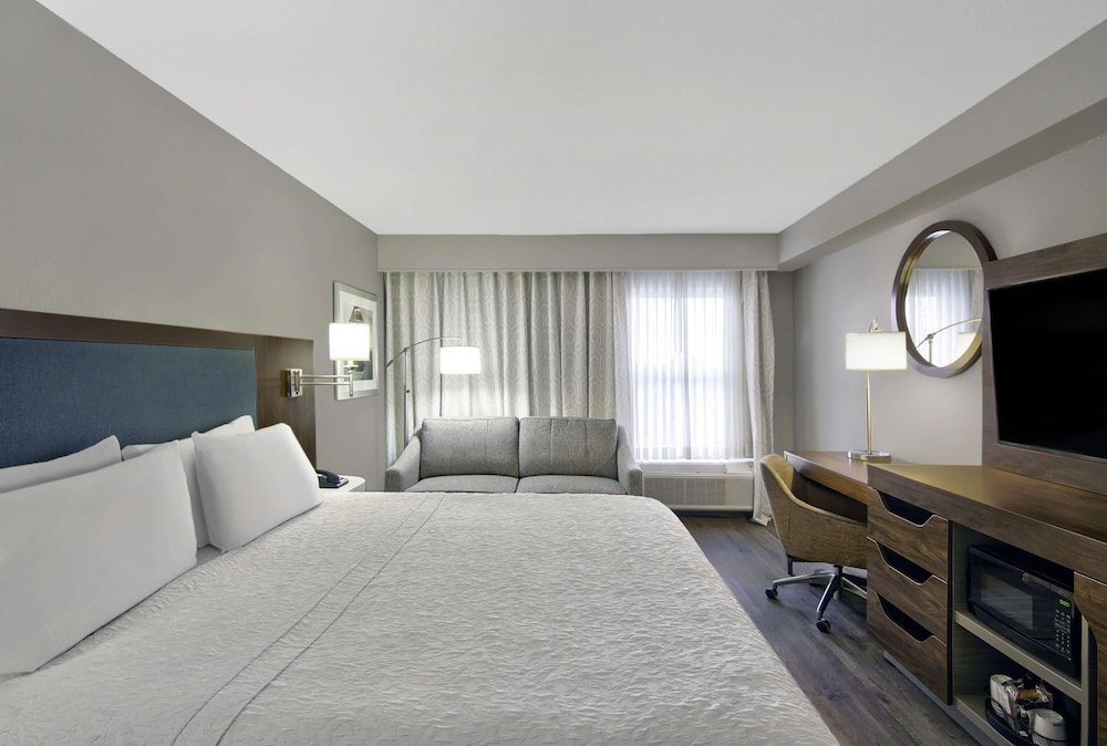 Hampton Inn Ft. Lauderdale Airport North Cruise Port — Hotel rooms in Fort Lauderdale, Florida