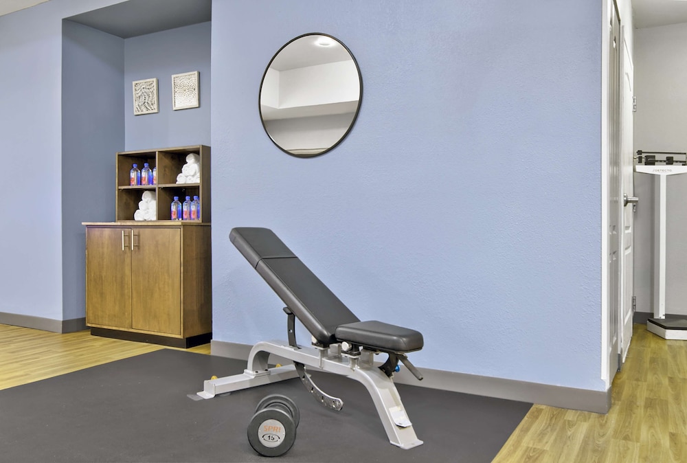 Hampton Inn Ft. Lauderdale Airport North Cruise Port — Sports & recreation in Fort Lauderdale, Florida