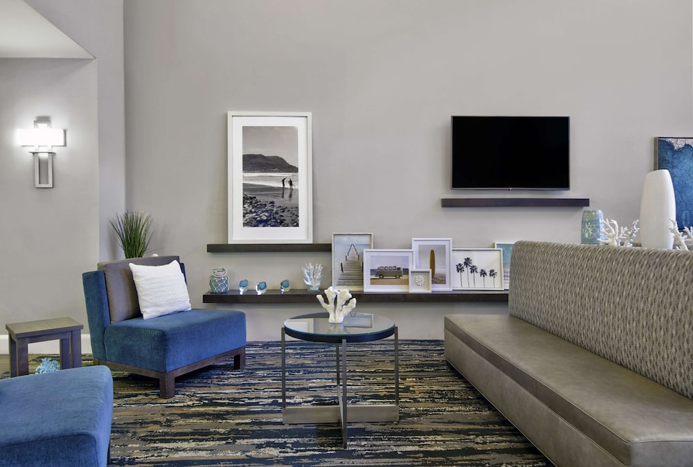 Hampton Inn Ft. Lauderdale Airport North Cruise Port — Hotel rooms in Fort Lauderdale, Florida