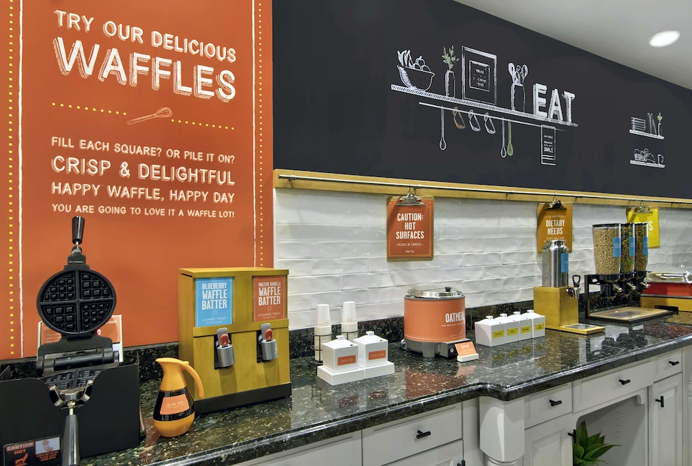 Hampton Inn Ft. Lauderdale Airport North Cruise Port — Restaurant & bars in Fort Lauderdale, Florida