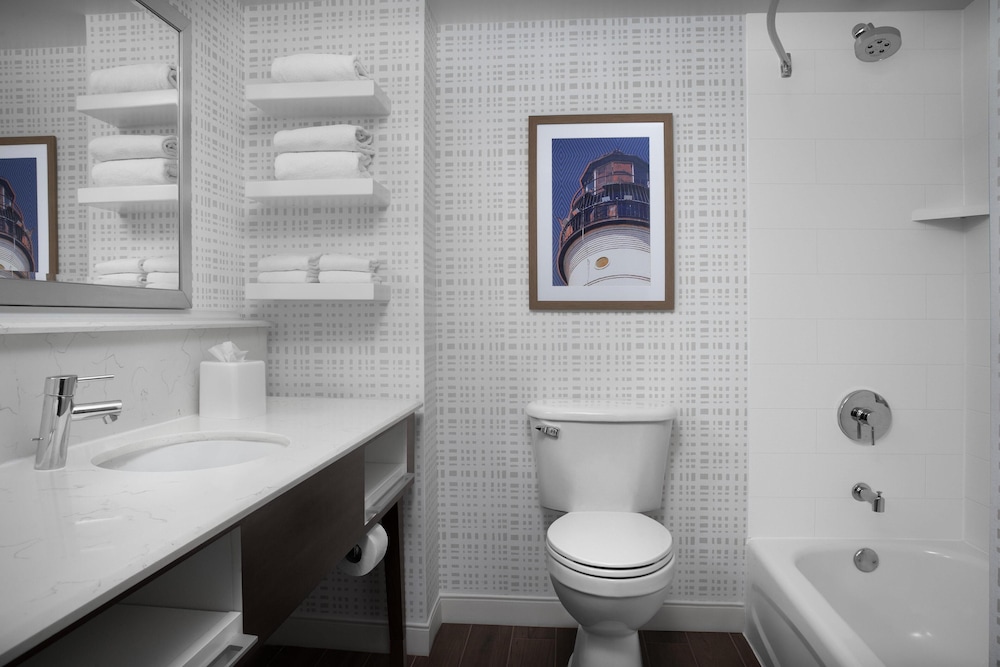 Hampton Inn Ft. Lauderdale/Downtown Las Olas Area — Hotel rooms in Fort Lauderdale, Florida