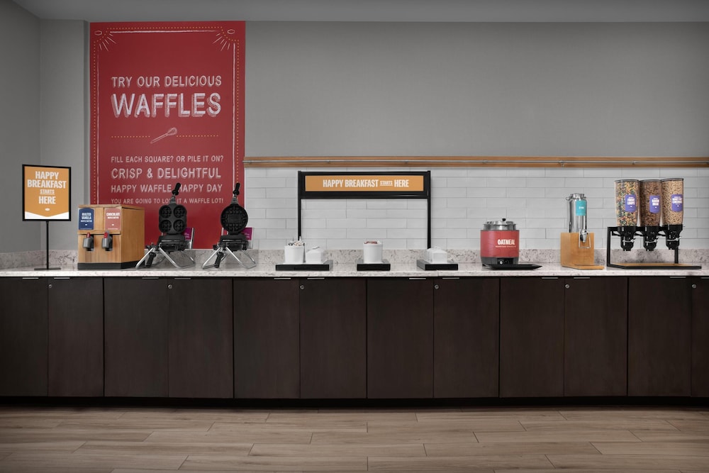 Hampton Inn Ft. Lauderdale/Downtown Las Olas Area — Restaurant & bars in Fort Lauderdale, Florida