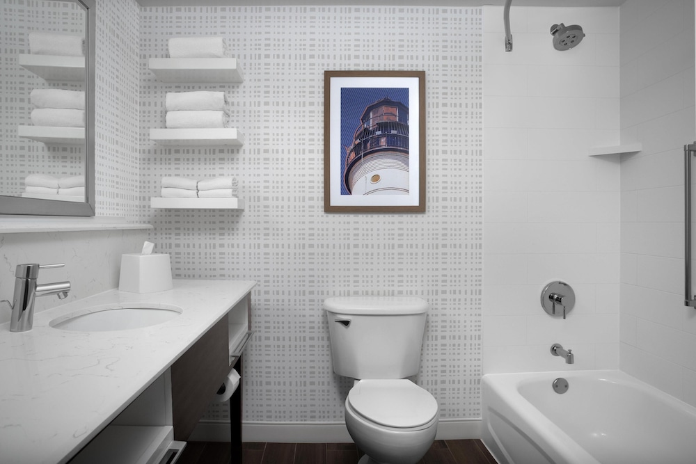 Hampton Inn Ft. Lauderdale/Downtown Las Olas Area — Hotel rooms in Fort Lauderdale, Florida