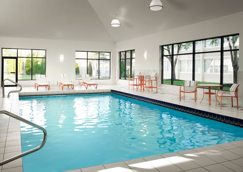 Holiday Inn Hotel & Suites Boston - Peabody by IHG — Main photo in Lynnfield, Massachusetts