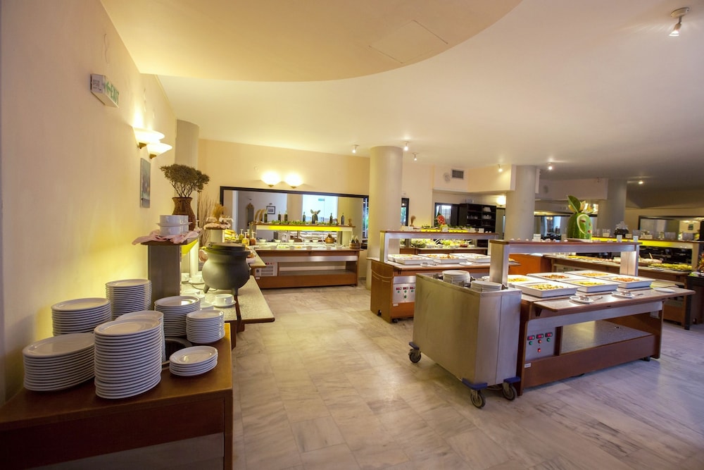 Apollon Hotel - Adults Only — Restaurant & bars in Ammoudara (Agios Nikolaos)