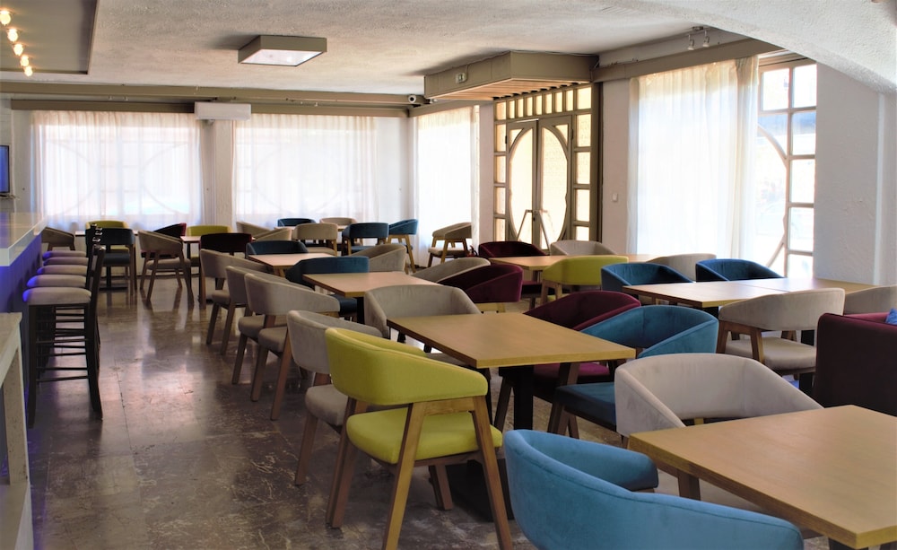 Apollon Hotel - Adults Only — Restaurant & bars in Ammoudara (Agios Nikolaos)