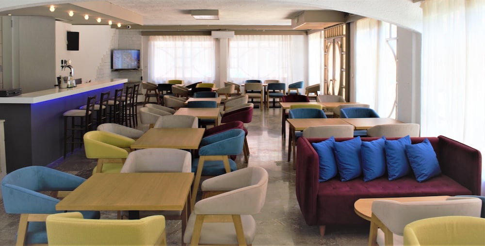 Apollon Hotel - Adults Only — Restaurant & bars in Ammoudara (Agios Nikolaos)