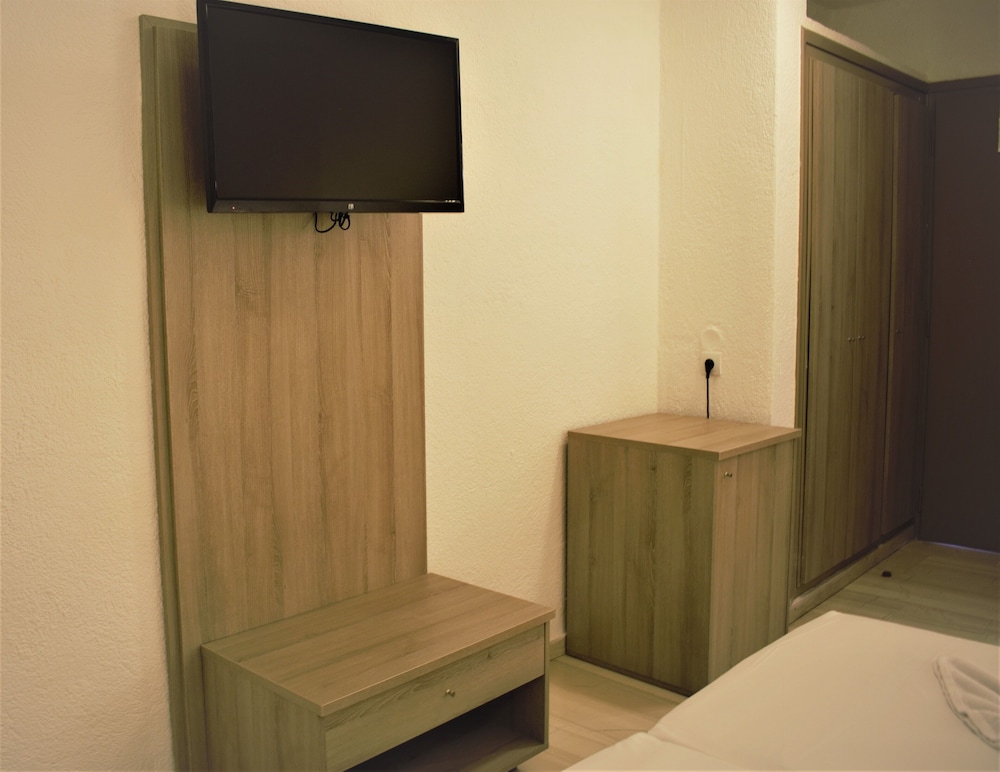 Apollon Hotel - Adults Only — Hotel rooms in Ammoudara (Agios Nikolaos)