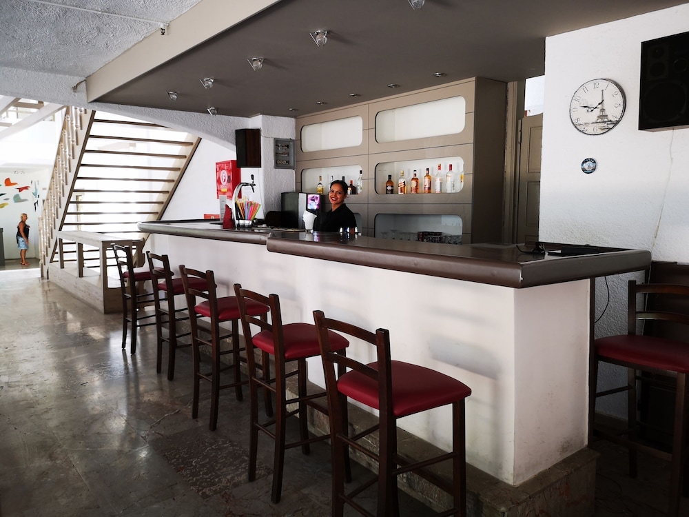Apollon Hotel - Adults Only — Restaurant & bars in Ammoudara (Agios Nikolaos)