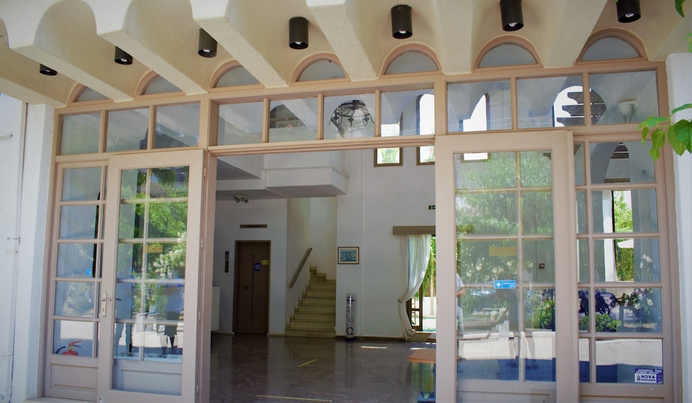 Apollon Hotel - Adults Only — Hotel building in Ammoudara (Agios Nikolaos)