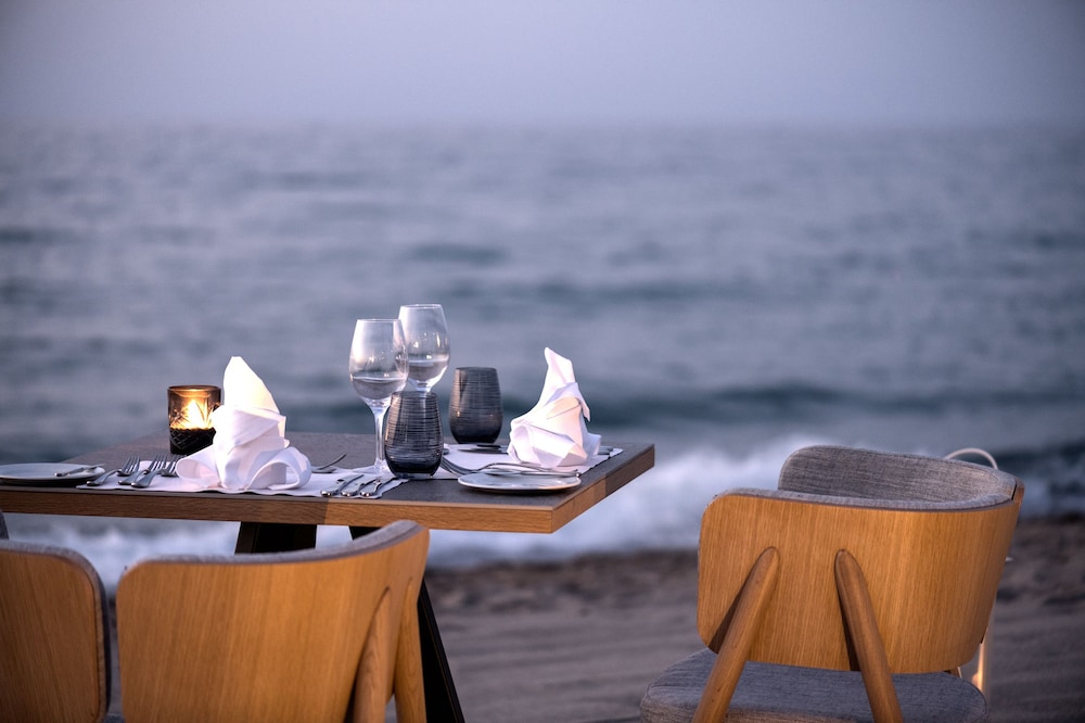 Ikones Seafront Luxury Suites — Restaurant & bars in Rethymnon