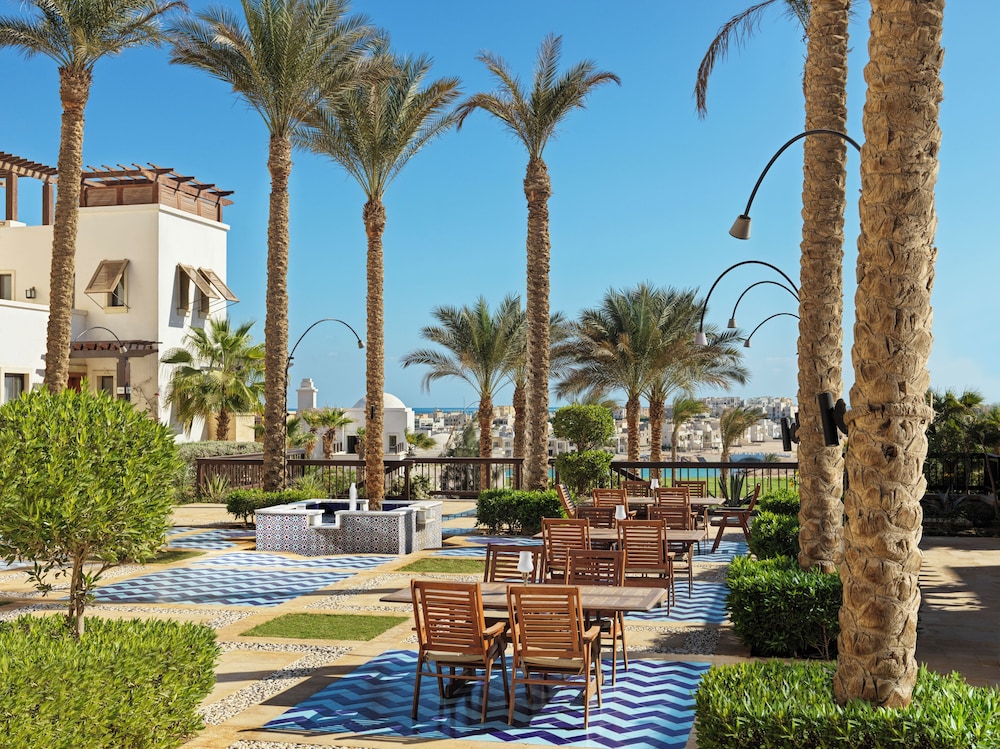 Ancient Sands Golf Resort and Residences — Restaurant & bars in El Gouna, Red Sea