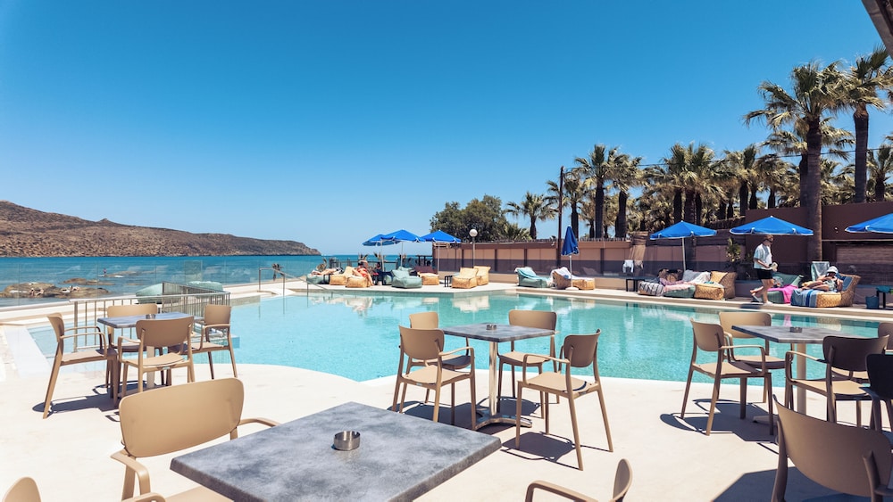 Chrispy Beach Resort - zdjęcie 4