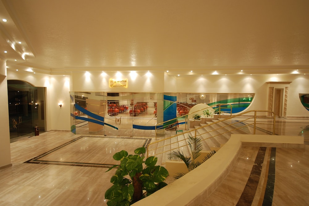 Life Resort Coral Hills - All inclusive — Restaurant & bars in El Quseir, Red Sea