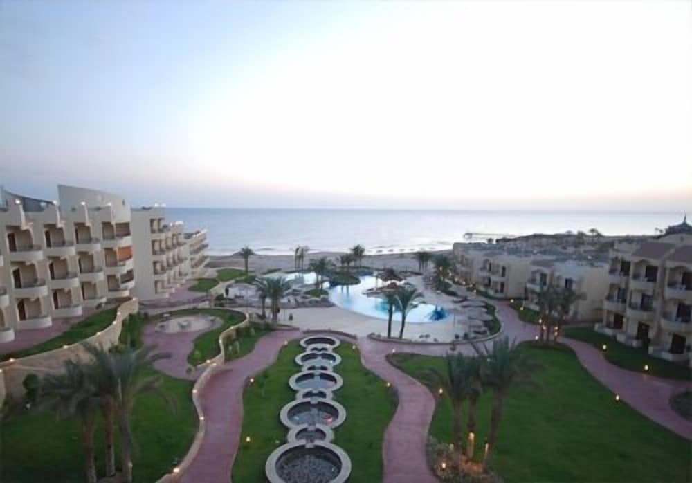 Life Resort Coral Hills - All inclusive — Swimming pool in El Quseir, Red Sea