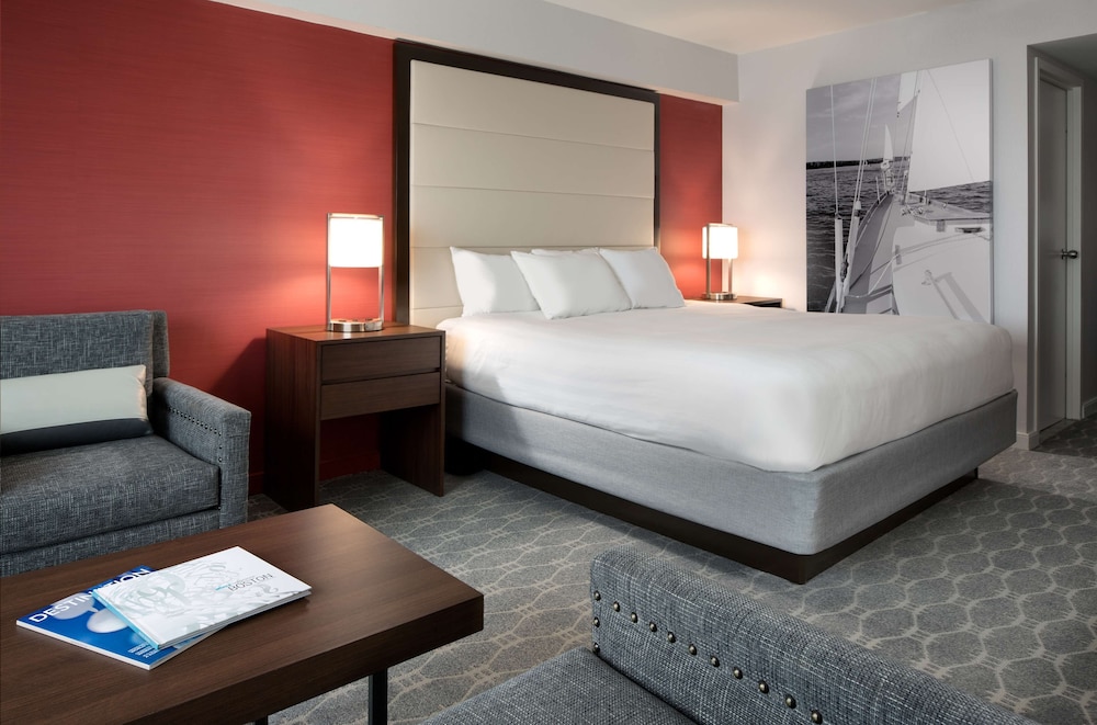 Hyatt Regency Boston Harbor — Hotel rooms in Boston, Massachusetts
