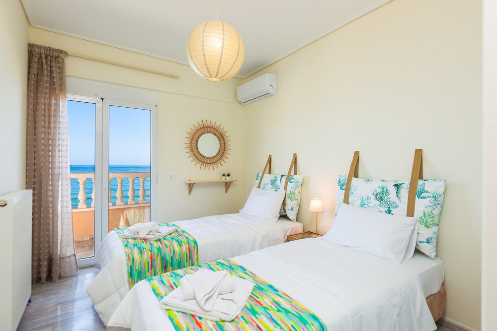 Birais Beach Studios — Rooms in Rethymnon