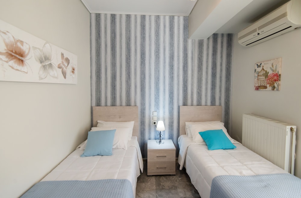 Birais Beach Studios — Rooms in Rethymnon