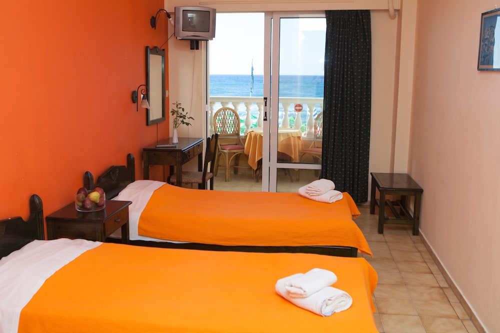 Birais Beach Studios — View in Rethymnon