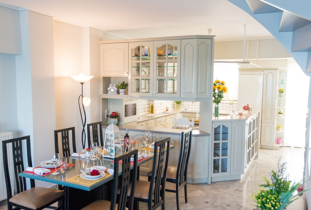 Birais Beach Studios — Rooms in Rethymnon