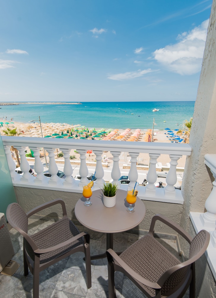 Birais Beach Studios — Outdoor in Rethymnon