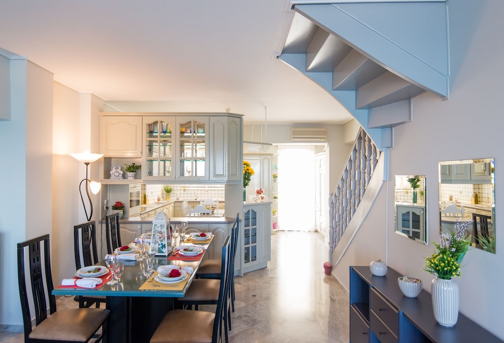 Birais Beach Studios — Rooms in Rethymnon