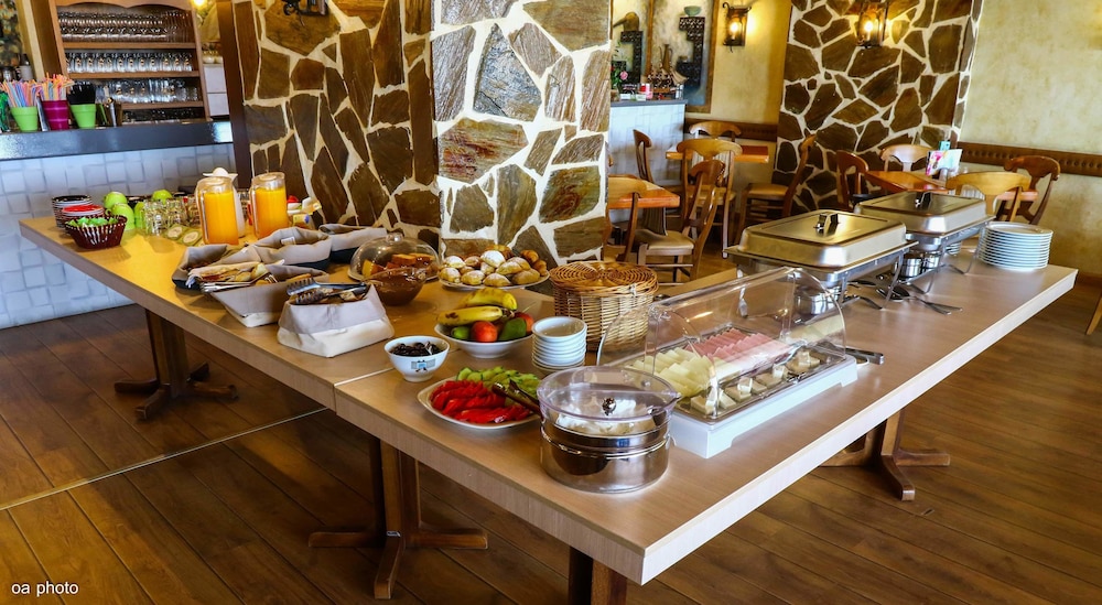 Birais Beach Studios — Restaurant in Rethymnon