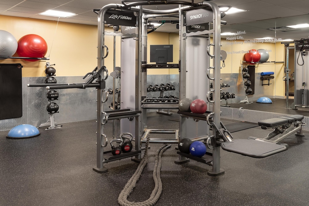 Hyatt Regency Boston — Sports & recreation in Boston, Massachusetts