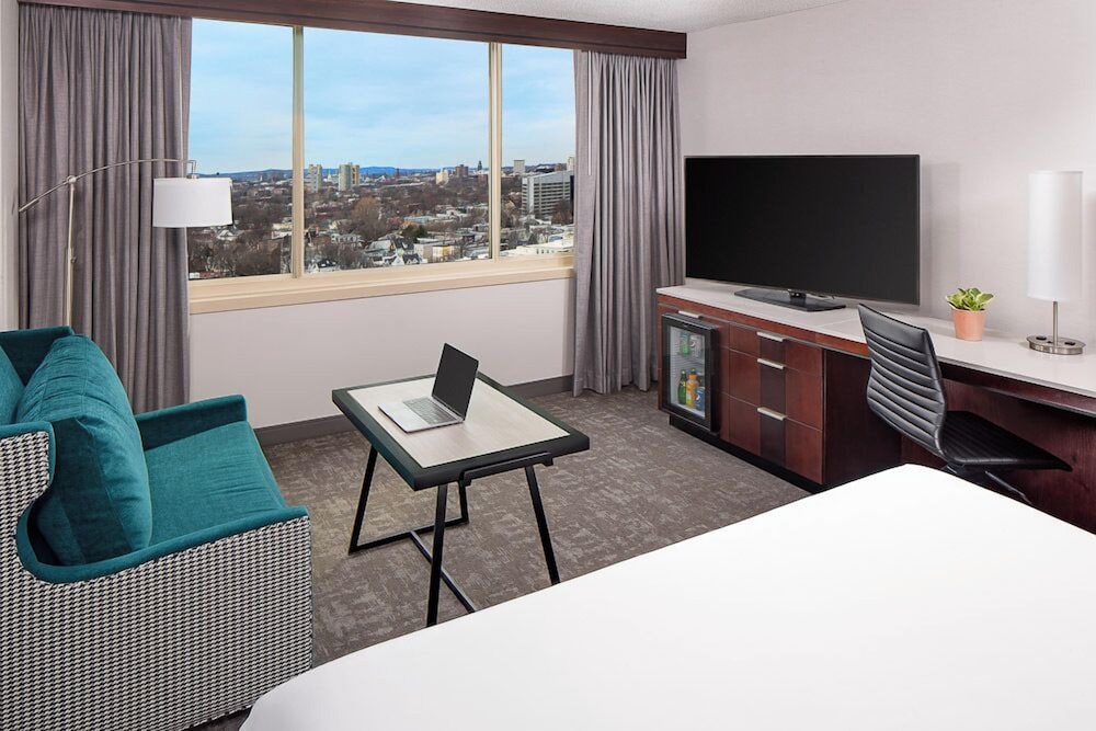 Hyatt Regency Boston/Cambridge — Hotel rooms in Cambridge, Massachusetts